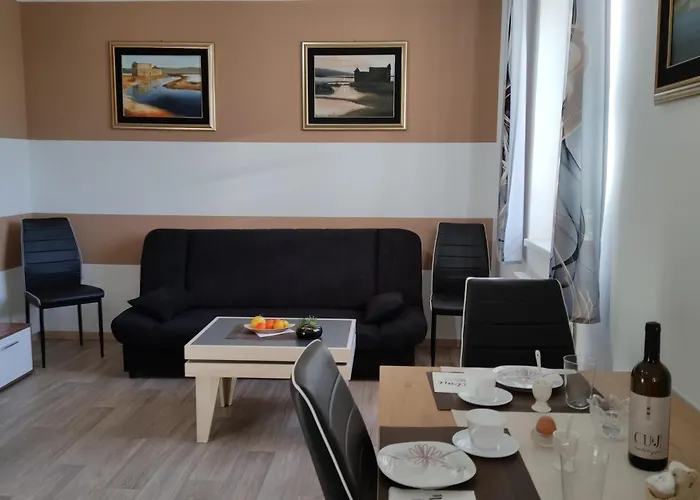 Apartma Suzy 公寓 *